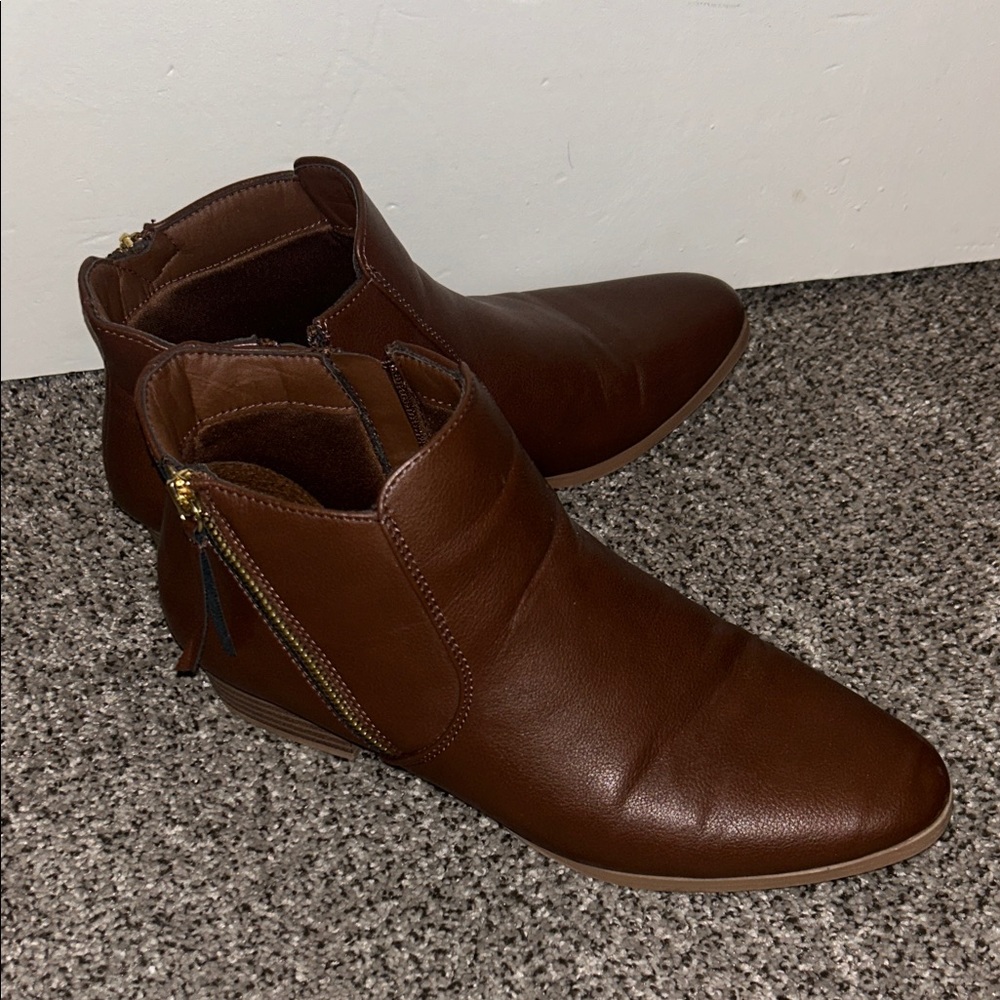 Women's Brown Leather Ankle Boots with Side Zip